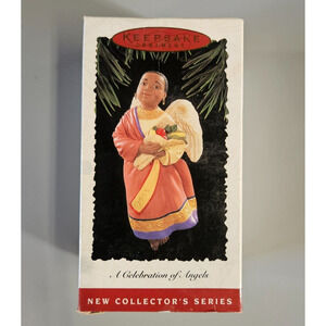 VTG Hallmark Keepsake Christmas Ornament A Celebration Of Angels 1995